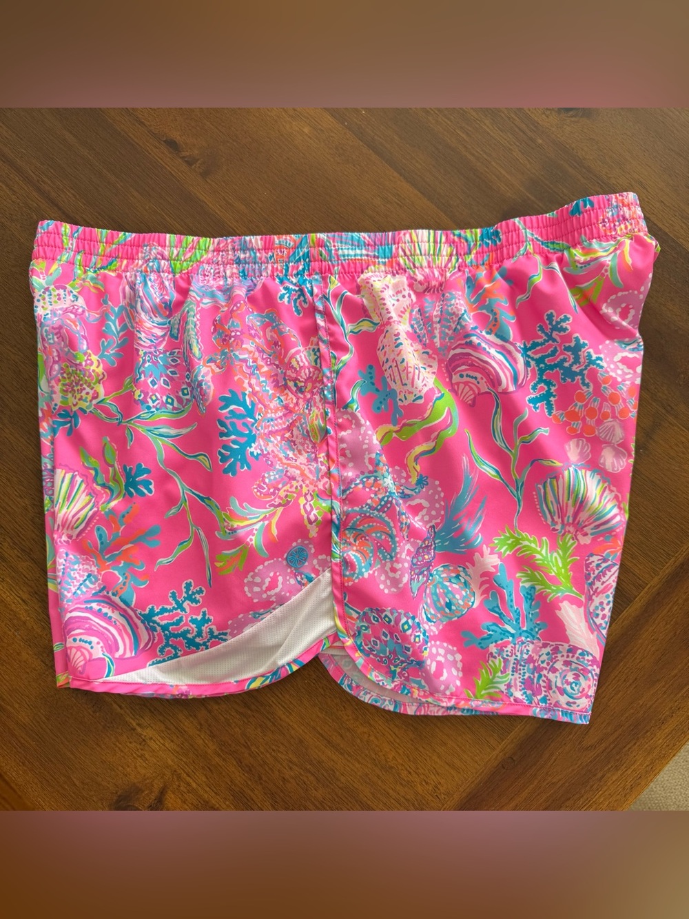 Lilly Pulitzer Ocean Trail Shorts in PINK ISLE "SHELL ME SOMETHING GOOD" EUC XL
